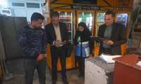 گشت مشترک بازرسی از مراکز تهیه و توزیع مواد غذایی با هدف جلوگیری از فعالیت اتباع خارجی در صنوف سلامت‌محور